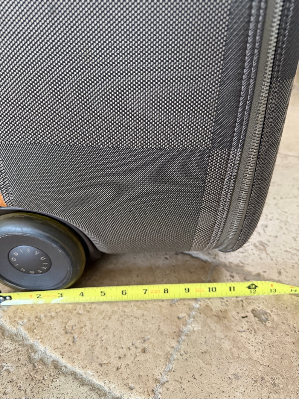 Louis Vuitton Brown Checkered Carry-On with Tan Trim Vintage Luxury - Picture 11 of 12